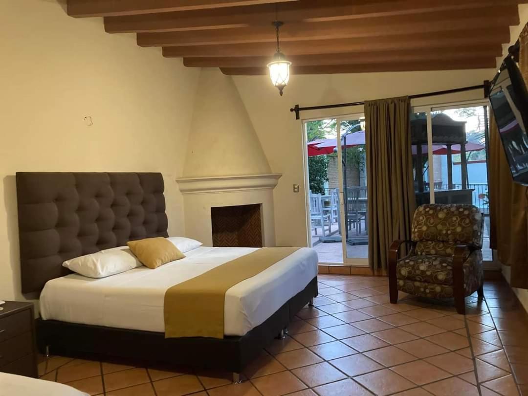 Casa Maria Emilia Hotel Cuernavaca Buitenkant foto