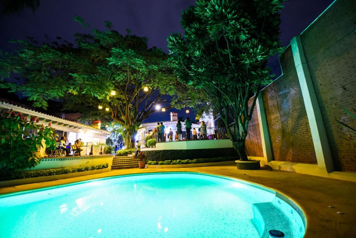 Casa Maria Emilia Hotel Cuernavaca Buitenkant foto